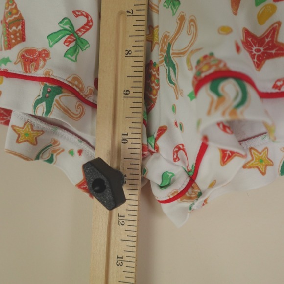 Roller Rabbit Pajama Set Gingerbread Party - Picture 15 of 16